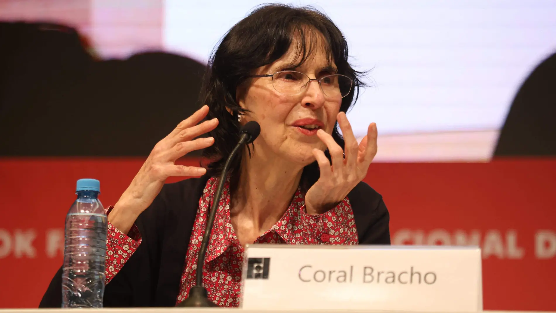 Coral Bracho